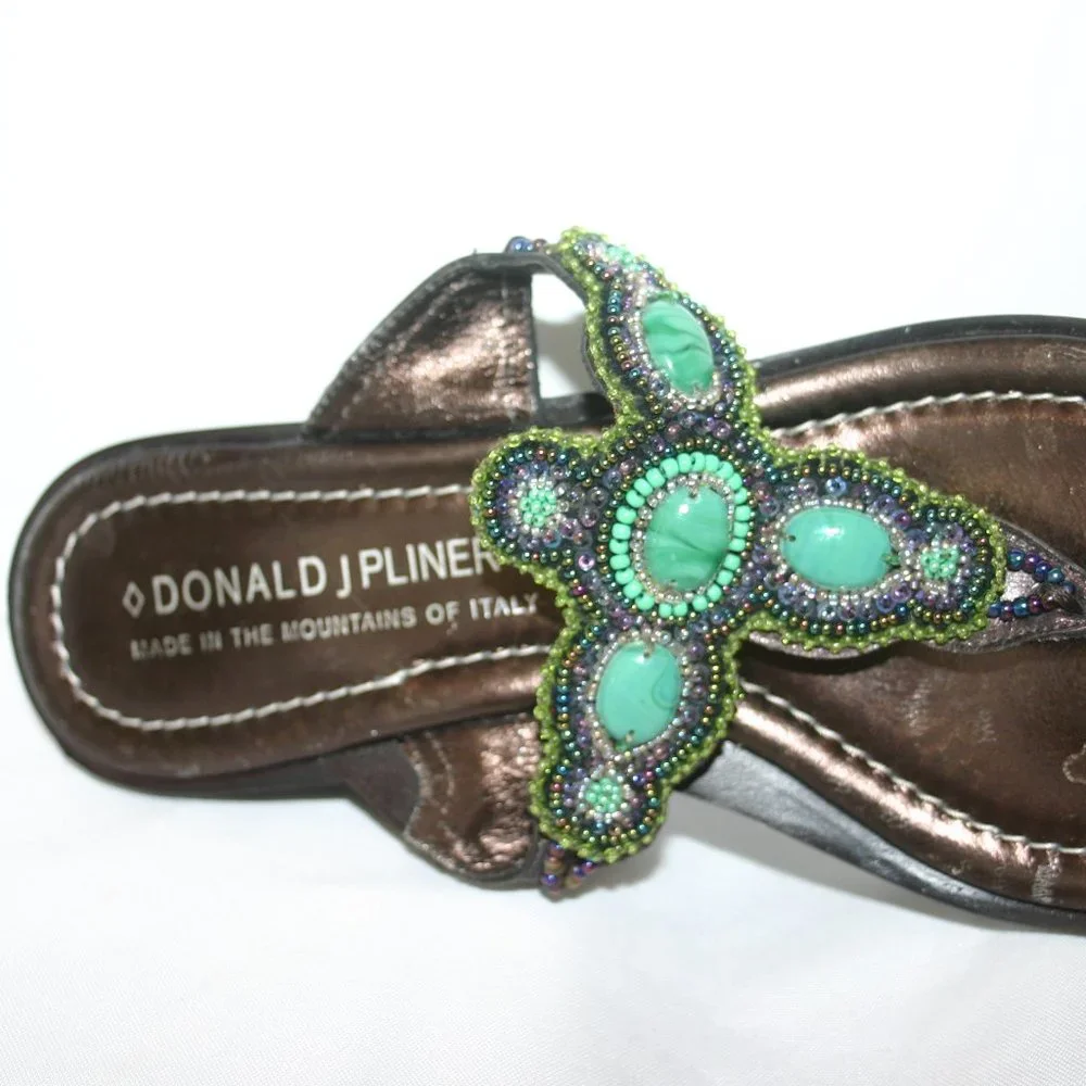 Donald Pliner Wedge Heel Sandal 'Cece" Size 8.5 J-894. New Condition. No box. - Picture 9 of 10